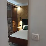 Stay-sliema Centrally Located Retro One Bedroom *