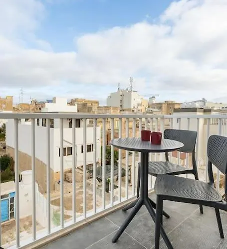 Stay-sliema Centrally Located Retro One Bedroom Apartament