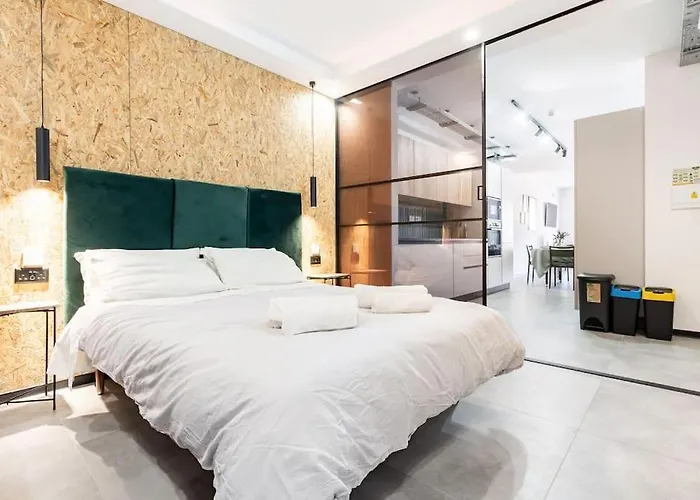 Stay-sliema Centrally Located Retro One Bedroom